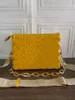 2022 Hot Designer Bag Bag Coussin for Women Handbags Hand Crossbody Fags Lady Envelope Fashion Cains Luxury Hand Handbag Satchel Puff Hobo Messenger