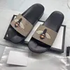 Designer klassiska män glider kvinnor sandaler skor tofflor pärla orm tryck bild mode sommar bred platt dam sandal strand toffel storlek 35-45 82SZ#