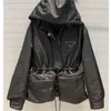 Мужские куртки дизайнер высококачественный новый большой карманный куртке с капюшоном женский мода бренд талия