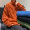Męskie swetry wysokie szyi ciepły sweter mężczyzna zagęszcza luźny sweter Vintag 220823
