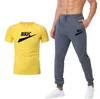 Os conjuntos dos homens 2022 verão correndo esporte tracksuits ternos de marca ginásio ginásio fitness jogging homens sportswear set dois camisetas shorts