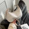 HBP Feber Gentle Fashion Underarm Axelväskor Kvinnlig vågversion i år Populär vår och sommar liten väska