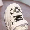 2022 Spring Checkered Pattern Toddler Casual Shoes Boys Girls Pu Leather Low-Top Breattable Platform Chilaren Sneakers E12253 G220517