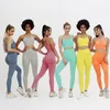 Горячая продажа вязаная бесшовная персиковая бедра Повышение йоги одежда спортивные йога наборы фитнес -костюмы женщины