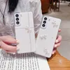 Fundas con lazo de perlas de moda para Iphone 15 14 13 Pro Max 12 11 X XS XR 8 7 Plus Iphone15 Bling Gitter Acrílico duro Suave TPU Blanco Bowknot Transparente Cubierta de teléfono inteligente