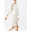 カジュアルドレス夏の白いドレス女性ゆるいビーチスタイル刺繍膝の長さの天然シルク