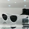 22SS 패션 디자이너 선글라스 SLM94 삼각형 프레임 선글라스 Womens M94 UV400 코팅 보호 렌즈 원래 케이스와 숙녀 럭셔리 안경