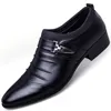 Zomer zwart bruin witte mannen lederen schoenen heren puntige teen jurk schoenen hoge kwaliteit formele slip op holle out sandals man 220727