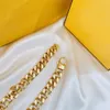 Collana di moda Designer di lusso Gioielli di marca classici Pendenti con lettere Collane da donna per uomo Collane in oro Ornamenti Catena di alta qualità