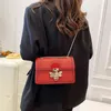 Sac femmes 2022 nouveau simple épaule Messenger femmes sac chaîne lumière luxe petit carré style sacs à main