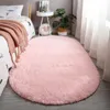 Mattor ovala fluffiga mattor Plush Bedside Rugs Icke-halkgolvmatta för vardagsrum Dekor Balkong Solid Color Play Matscarpets