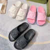 Luxus-Designer-Sandalen für Damen, Sommer, Outdoor-Hausschuhe, Macaron-Plattform-Sandalen, Strand-One-Word-Slipper, Gummi-Sandalen mit Kastengröße 35–41