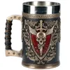 Canecas de cerveja 3D Stein Tankard Double Headed Sword Winged Sword and Shield Skull Crest Crest Aço inoxidável Resina de café Copo de café 600ml 220727