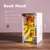 Robotime Rolife Sakura Densya Book Nook DIY DOLLHOED BOOKEND KIT WITH LED LID WOODEN PUZOMGE FOR BOOKENF DECER TGB01 220725