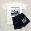 Kadın Eşofmanlar 2 Parça Set Yoga Pantolon Kıyafetler Tasarımcı Yaz Şort Set Mektup Baskılı Kısa Kollu T Gömlek Suit Bayanlar Rahat Giysiler