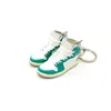 Creative 3D Mini Basketball Shoes Stereoskopisk modell Keychains Sneakers Entusiast Souvenirer Keyring Car Ryggsäck Present Present Mobiltelefon Tillbehör