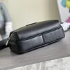 最高品質の工場卸売メンズショルダーバッグ本革バックパックバッグ正しい配置男性ハンドバッグ財布ハンドバッグホットサイズ 29.5 センチメートル x 20 センチメートル.10.5 センチメートル