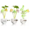 Veilleuses 7 couleurs capteur du crépuscule à l'aube LED fleur champignon chambre bébé lumière