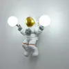 テーブルランプノルディック宇宙飛行士樹脂ランプクリエイティブ3Dムーンプラネットナイトライトベッドルーム子供用部屋ベッドサイド漫画装飾ランプテーブル