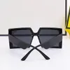 2022 HIGT Luxury Designer Overdimensionerade kvinnor Solglasögon Diamond Glasögon Fodra Glasögon UV Polariserade män Solglasögon med låda