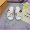 2022 Moda Donna Uomo Nuovo Sandalo Designer di lusso Lady Slipper Tela colorata Lettera Anatomico in pelle Slide 6 Sandali stile NICE G224274F