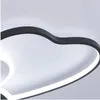 Plafonnier en forme de coeur noir blanc lustres pour salon Restaurant fer aluminium bande maison lumière LED décoration