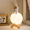 Ev Dekoru Astronot Nemlendirici Gece Işık Yaratıcı Reçine Astronot Minyatür Süs Masaüstü Oturma Odası Evleri Dekorasyonlar Doğum Günü Hediyeleri