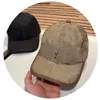 Mode Klassisk Designer Kvinnor Män Bollkepsar 4 säsonger Unisex Snapbacks Dubbelbokstav Sportkeps 2färger