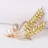 Super Quality Diamond Wheatear Brooches Women Pearl Corsage Safe Silk Scarf Buckle Pearl Brooch Pin Suits Dress Female Gold Jewelry Pendant Accessories