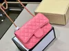 Womens Designer Fashion Handbag Caviar Mini Bag Classic Luxury Flap Bag Fashion Versatile Pieces kan matchas på Will Fashion Bags