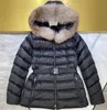 Piumino Boed da donna Designer Felpa con cappuccio Cappotto Collo in pelliccia Anatra Parka Cerniera calda Parka spesso