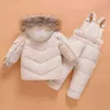 2022 New Children Down Jacket Set Children Inverno Cordado Terno curto Meninos e Jaqueta de Pato Branco J220718