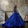 Nieuwe Royal Blue Lace Geappliceerd Bloem Meisje Jurken voor Bruiloft Beaded Peuter Pageant Jurken Satijn Lange Mouwen Kids Prom Dress