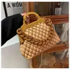Thick Chain Design Small Quilted Pu Leather Padded Shoulder Crossbody Bags with Wooden Handle for Women Luxury Handbags 220620