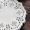 Vitbok doilies mats engångsspets placemats för desserter behandlar kakor bröllop baby duschar borddekor xbjk2205