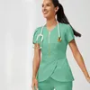 Wholesales women wear stylish scrub suits hospital uniform pant suits solid color unisex operating uniform 220610