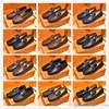 A3 Luxury Designer Italienska Oxford Shoes for Men Patent läder Svartskor Mens Point Toe Wedding Dress Shoes Zapatos Hombre Sapato Masculino Size US 6.5-12