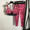 Set di tute leopardate rosa Gilet sportivi da donna Pantaloni Lettere di lusso Sling Vest Summer Sexy Set di due pezzi elastici
