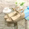 Klassieke designer High-Low Heeled Sandals Leer Zomer vrouwen Dikke bodem Fashion sexy verdikking werk essentiële dames buckle boor ronde teen schoen groot formaat 35-42