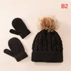 Écharpes Bérets Bébé Hiver Chapeau Tricoté Bonnet Mitaines Et Écharpe Cercle Ensemble De Cou Pompon Gants En Tricot Bonnet Pour Enfants Tout-petits Garçons FillesBérets