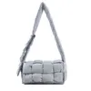 올해 짠 가방은 인기가 있습니다. 여성의 새로운 레저 싱글 어깨 메신저 백 Korean High-Capicacity Soly Color Cotton Cloth Bag 220517