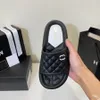 Дизайнерские пузырьковые тапочки 2022 летняя новая бренда Rhombus Home Shoess Beach Slippers Подарки для женщин