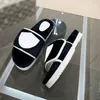 Klassiska tjocka sula tofflor damer Sandaler Joint Flat Summer Luxury Slippers Rubber Läder Loafers Herr Fashion Multicolor Thicked toffel med låda storlek 35-46