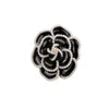 ブローチビッグキャメリアパールブローチ女性ブランドDesinger Brooch Channel Lapel Pin Collar Clips Broches Jewelry GC1286