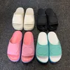 Platform slideshow designer sandalen en wederzijdse lock-lock strandslippers rubberen glijbaan retro zomer oude macaron kleur doos maat 35-44