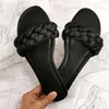 Sandales tissées pour femmes, pantoufles d'été à tête ronde, chaussures plates décontractées, tongs de plage, nouvelle mode, 2022