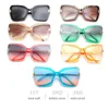 Lunettes de soleil Vintage Frame t Shape Lunettes de soleil Femmes Cat Eye Fashion Hommes Uv400