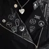 Punk Dark Cadı Serisi Broş Yuvarlak Ay Kara Kedi Kitabı Korsage Rozetler Sırt Çantası Kazak giysileri Kavur Pinleri Yıldız Kalp Tabutu Alaşım Emaye Broşlar