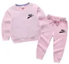 Kinderkleding Toddler Brand Sets 2023 Autumn Sports Pak Fashion Tony Boys Girls Hooded Sweatshirts broek Outfit Pak Kids tracksuit voor 2 stks/set