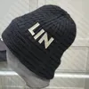 Winter Beanies Seamed Cap for Woman Man Designer Skull Caps Brand Brand Beanie Fashion Street Hat2442